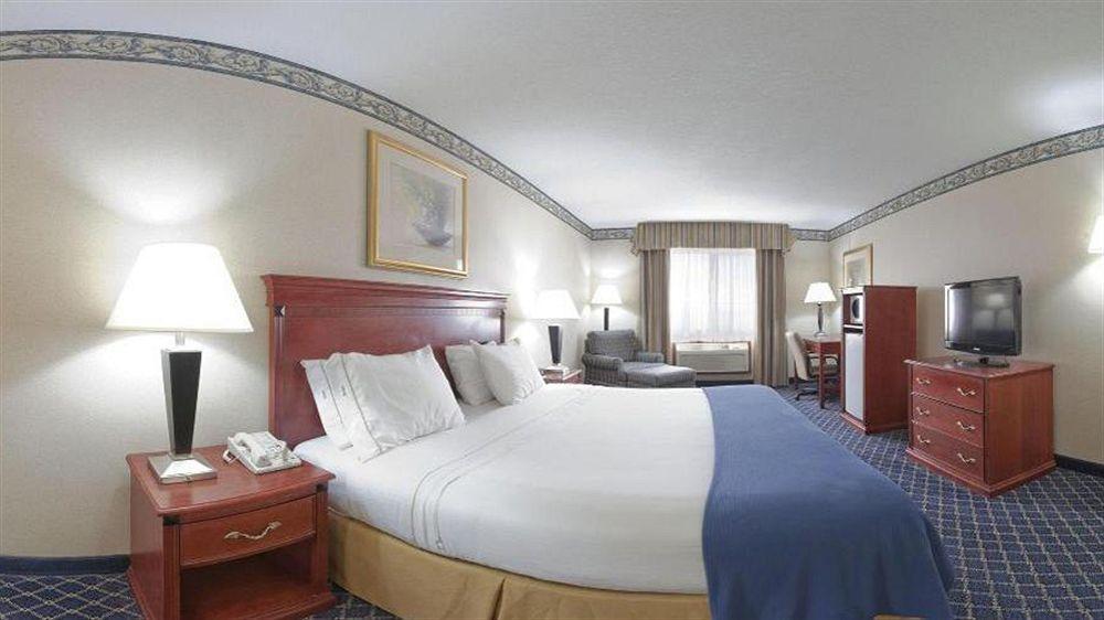 Holiday Inn Express & Suites Danville By Ihg Extérieur photo