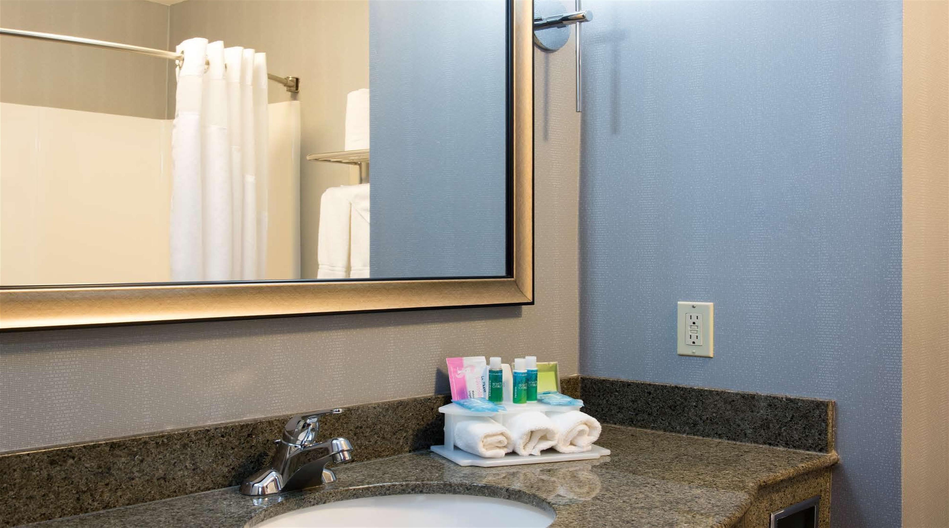 Holiday Inn Express & Suites Danville By Ihg Extérieur photo