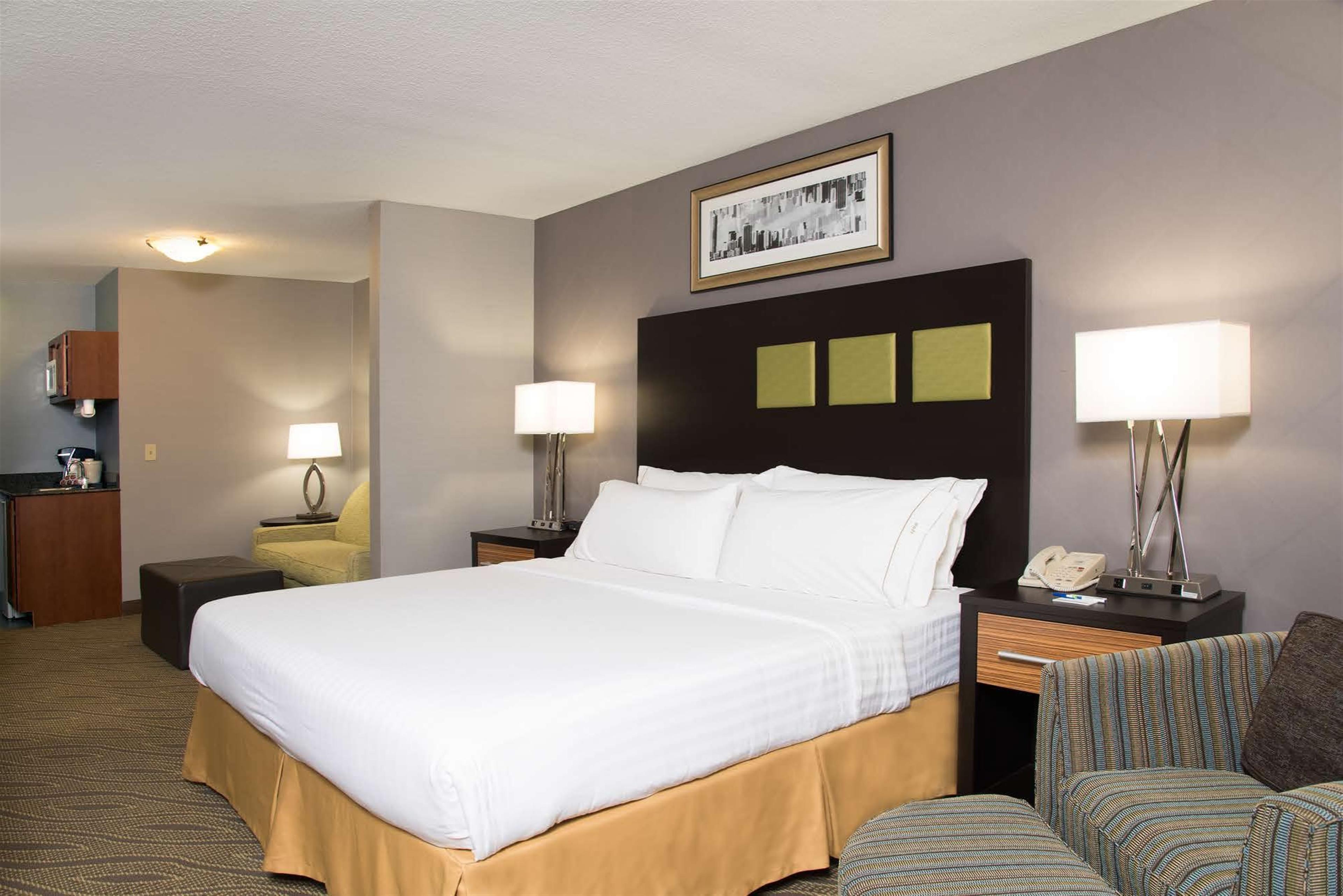 Holiday Inn Express & Suites Danville By Ihg Extérieur photo
