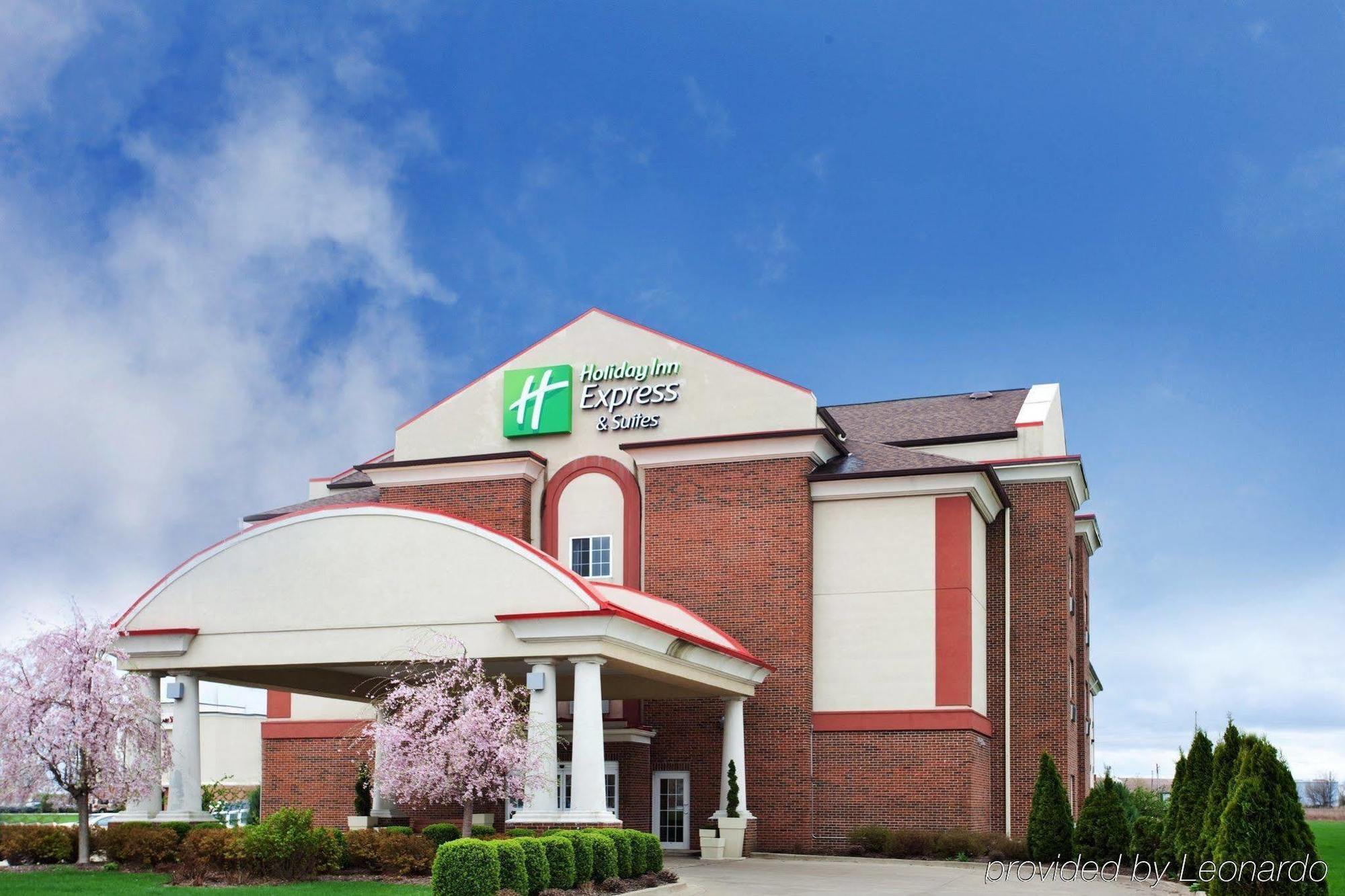 Holiday Inn Express & Suites Danville By Ihg Extérieur photo